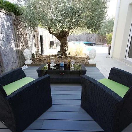 Chez Victoria Erdre Bed & Breakfast 4*